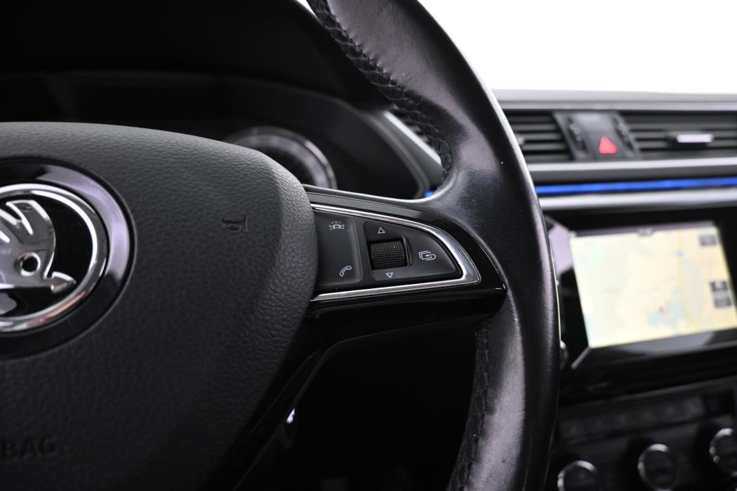SKODA Superb 2016