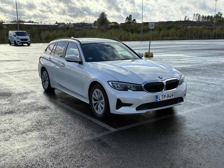 BMW 318 2020