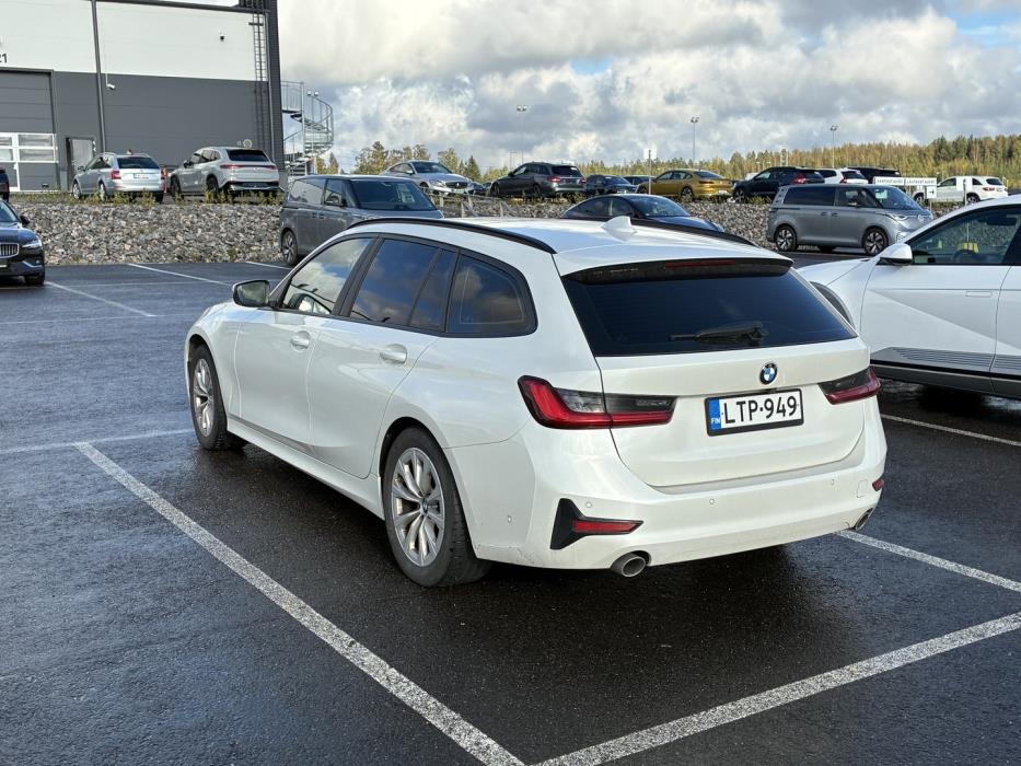 BMW 318 2020