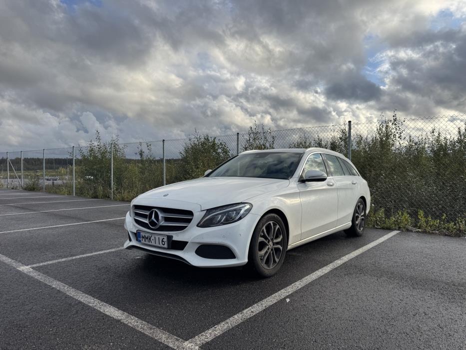 MERCEDES-BENZ C 2015