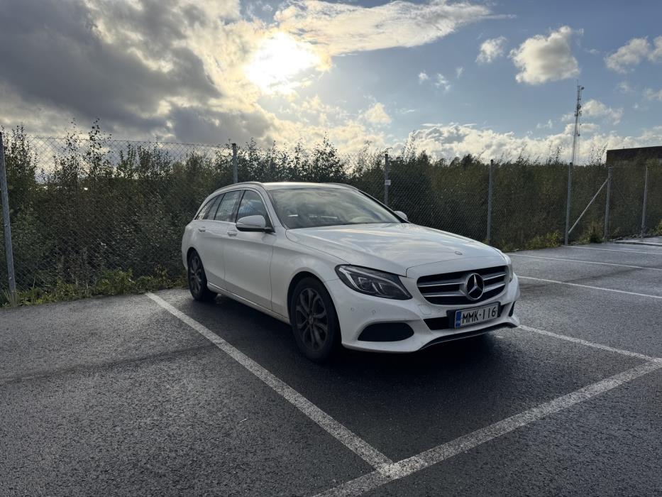 MERCEDES-BENZ C 2015