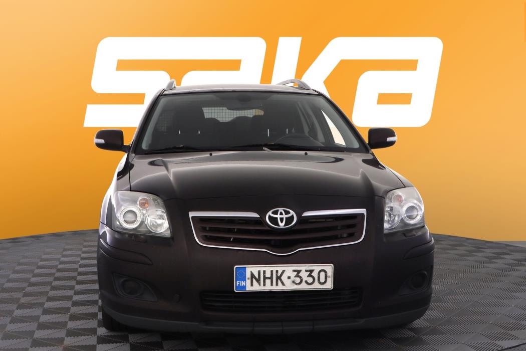 TOYOTA Avensis 2009