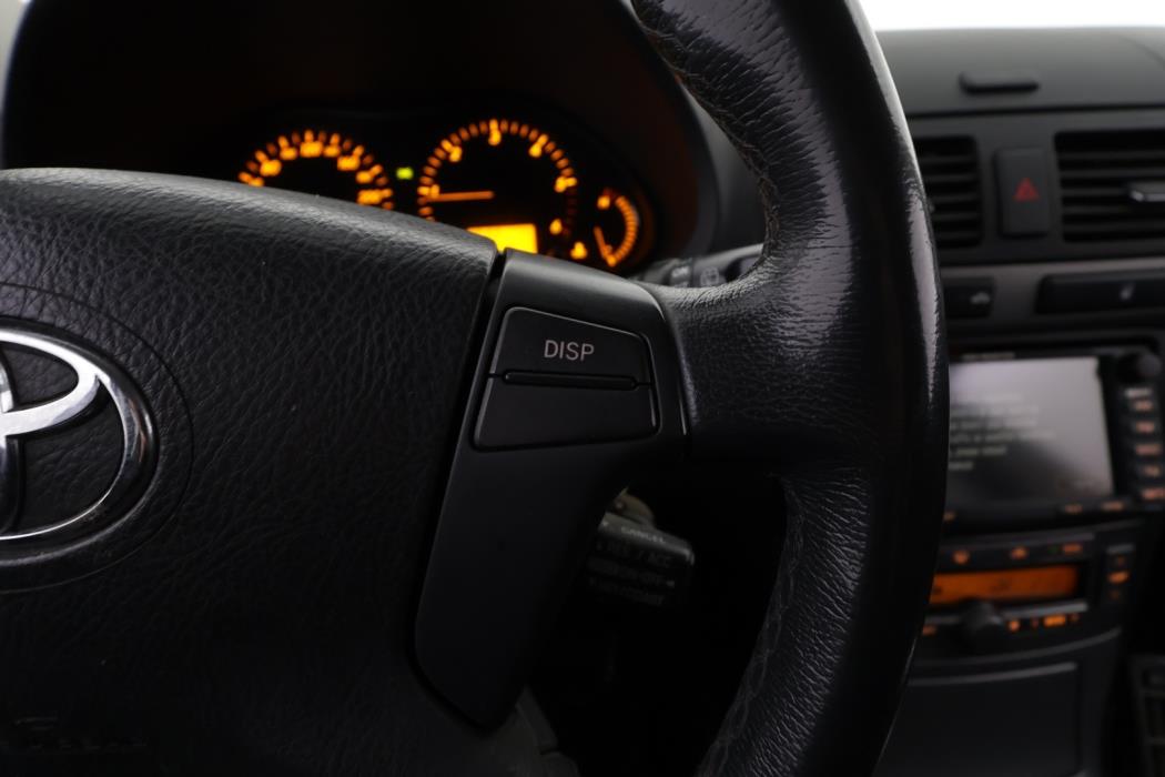 TOYOTA Avensis 2009