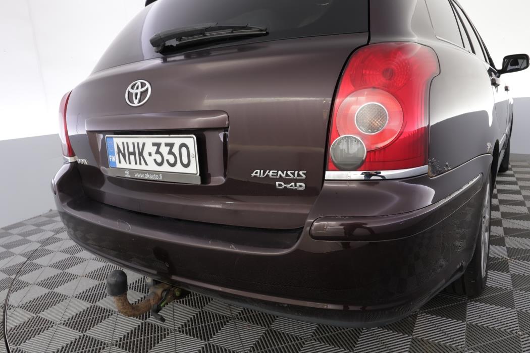 TOYOTA Avensis 2009