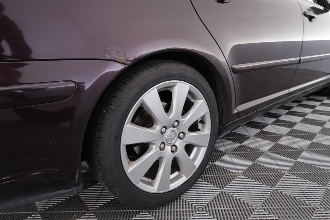 TOYOTA Avensis 2009