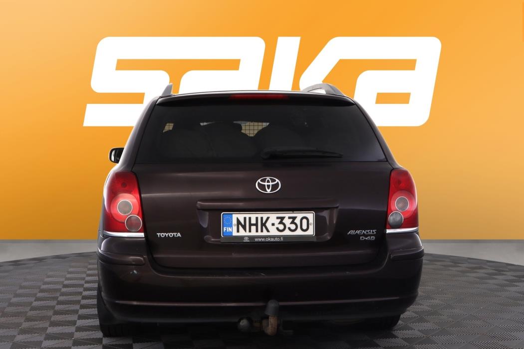 TOYOTA Avensis 2009
