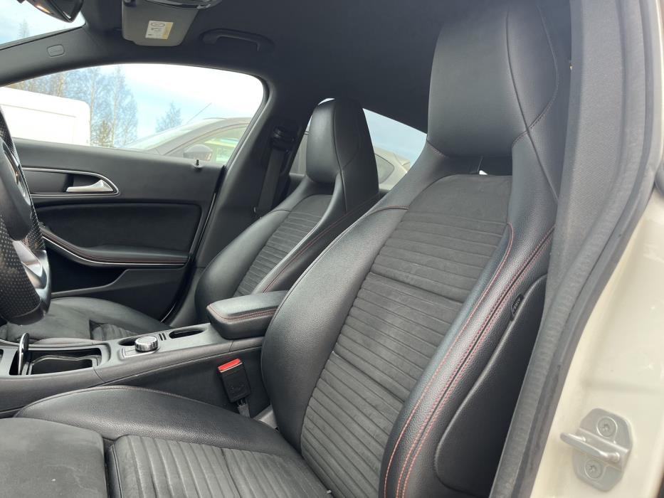 MERCEDES-BENZ CLA 2017