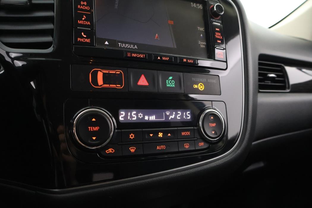 MITSUBISHI Outlander 2017