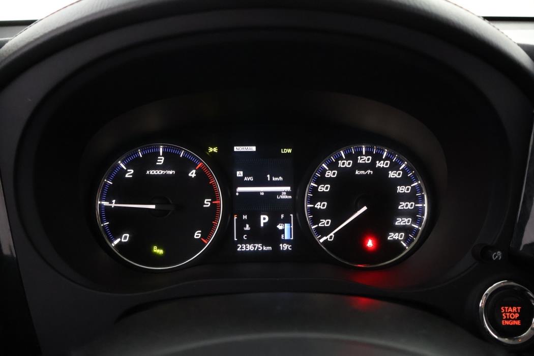 MITSUBISHI Outlander 2017