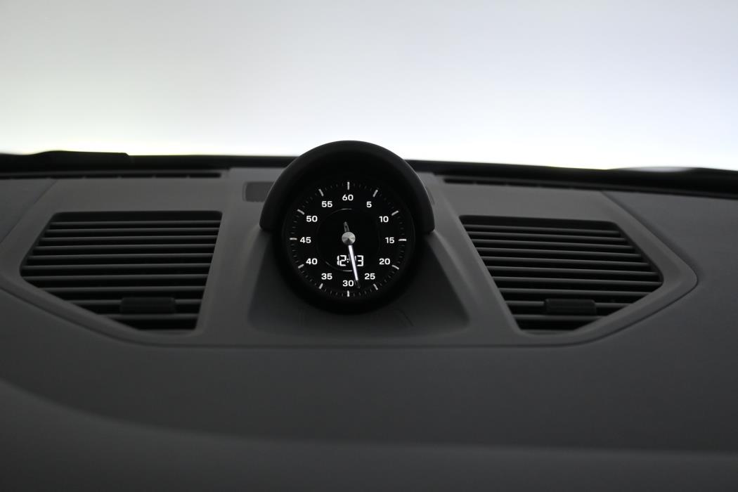 PORSCHE 911 2023