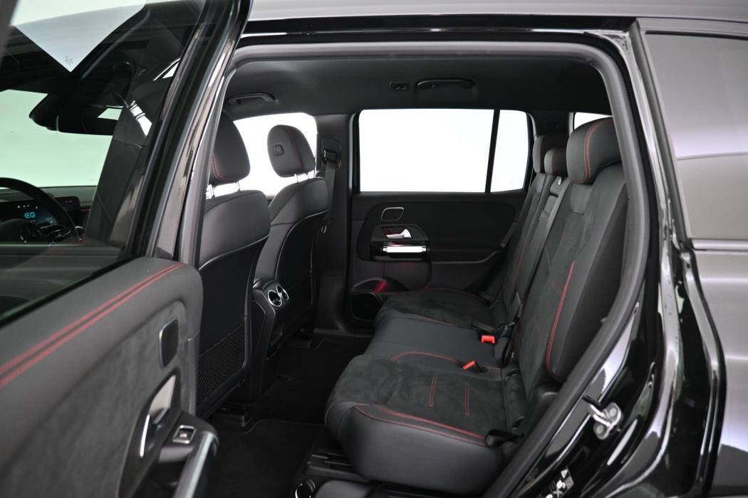 MERCEDES-BENZ EQB 2025