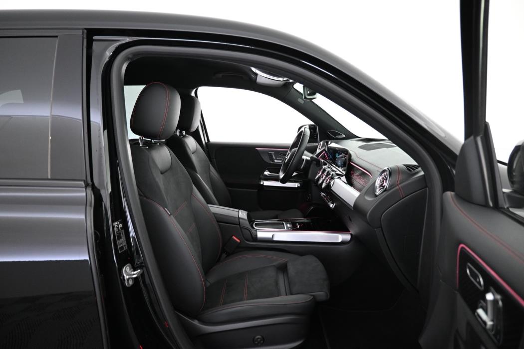 MERCEDES-BENZ EQB 2025