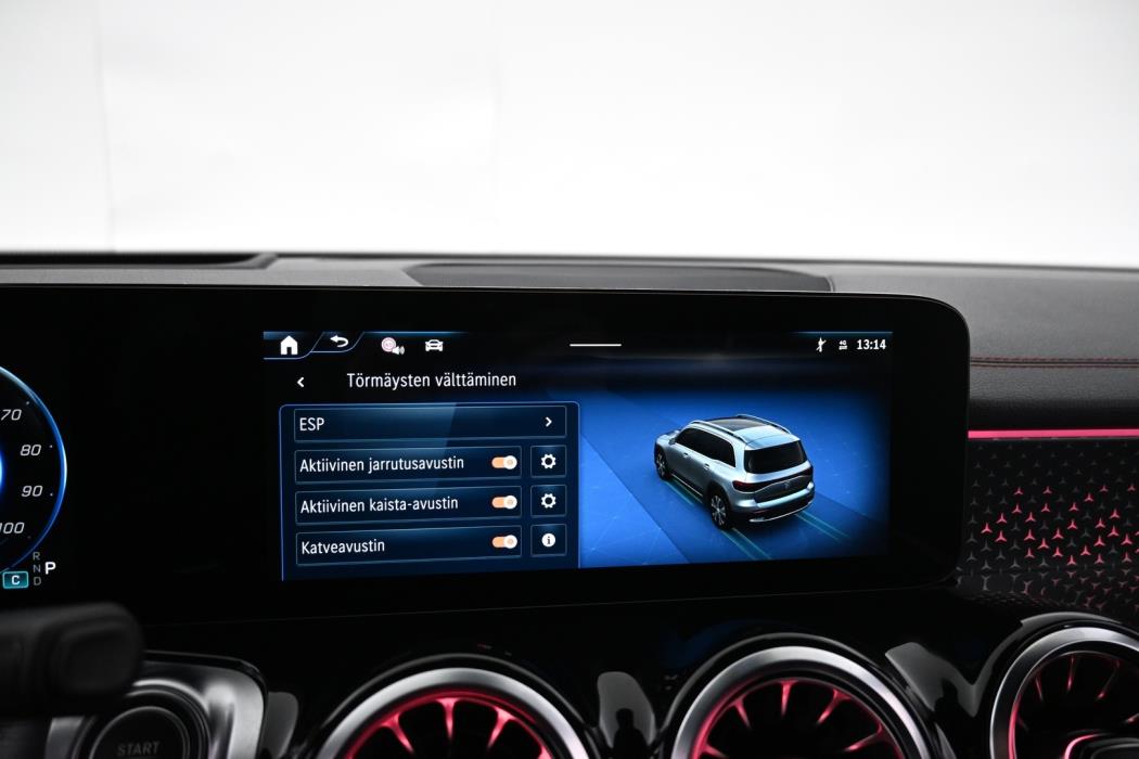 MERCEDES-BENZ EQB 2025