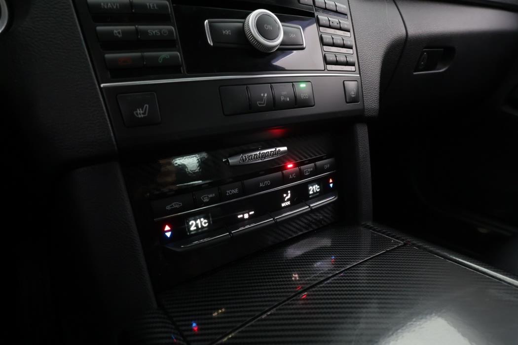 MERCEDES-BENZ E 2012