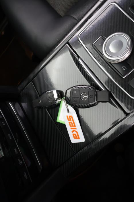 MERCEDES-BENZ E 2012