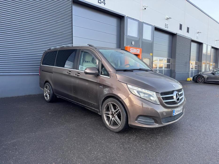 MERCEDES-BENZ V 2014