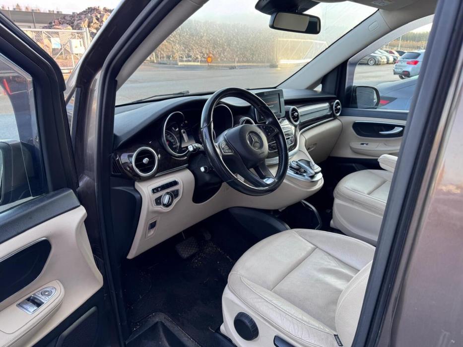 MERCEDES-BENZ V 2014