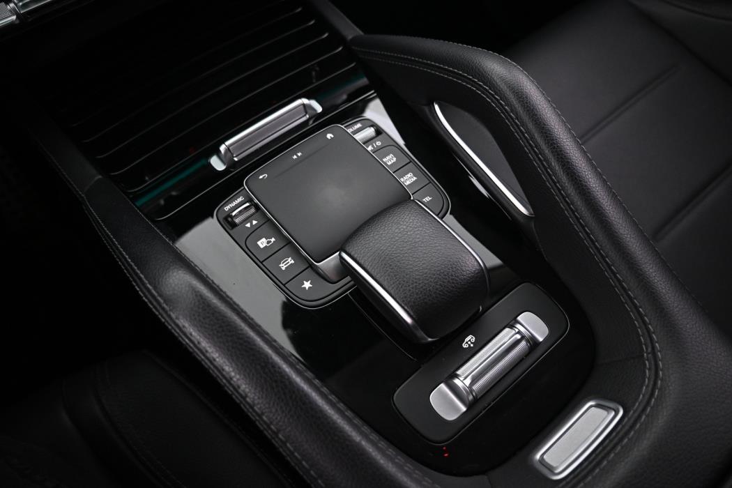 MERCEDES-BENZ GLE 2021