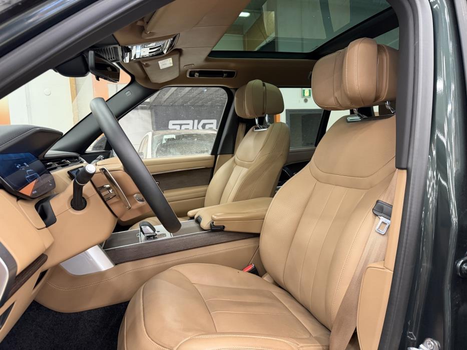LAND ROVER Range Rover 2025