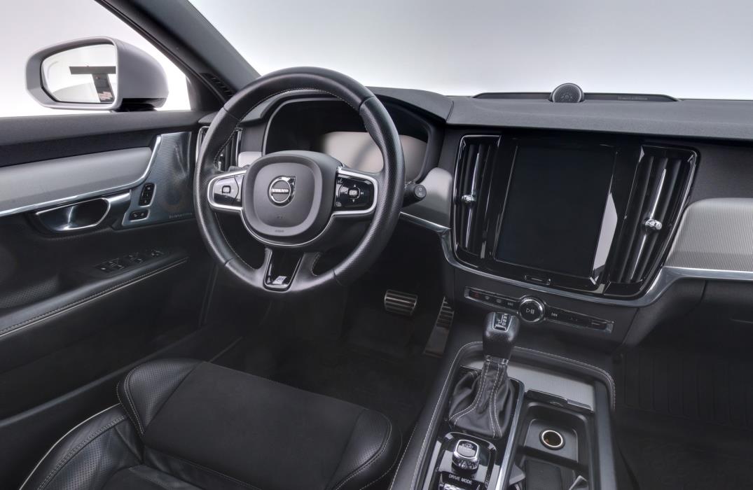 VOLVO V90 2018