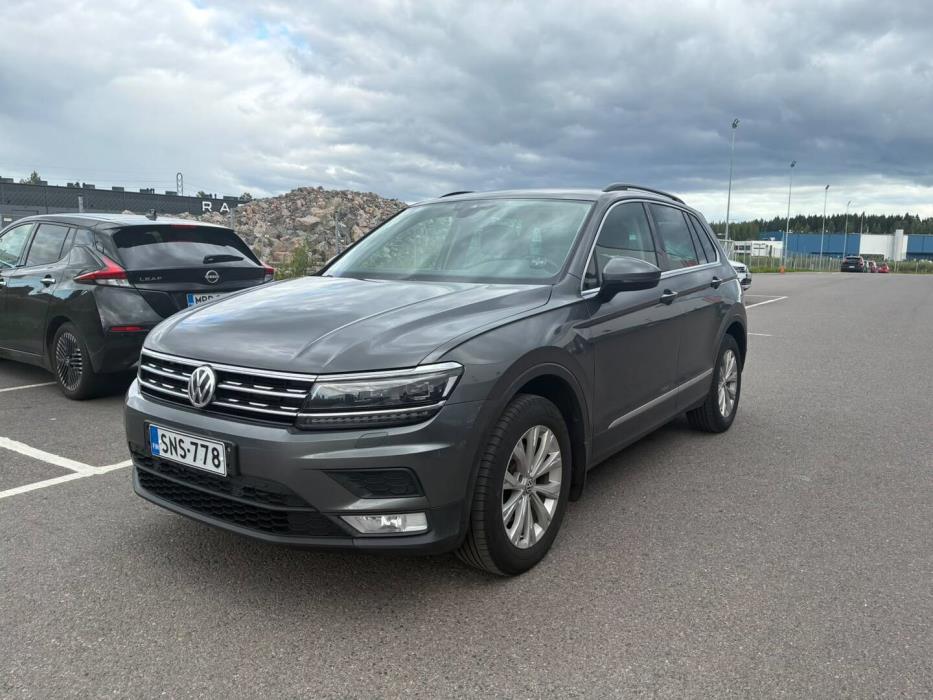 VOLKSWAGEN Tiguan 2016