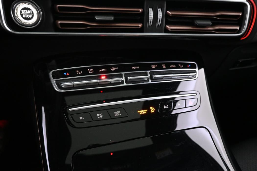 MERCEDES-BENZ EQC 2023