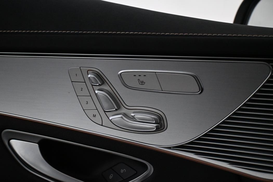 MERCEDES-BENZ EQC 2023