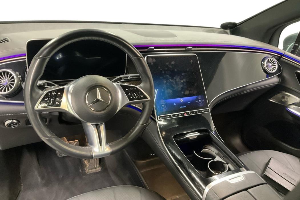 MERCEDES-BENZ EQE SUV 2023