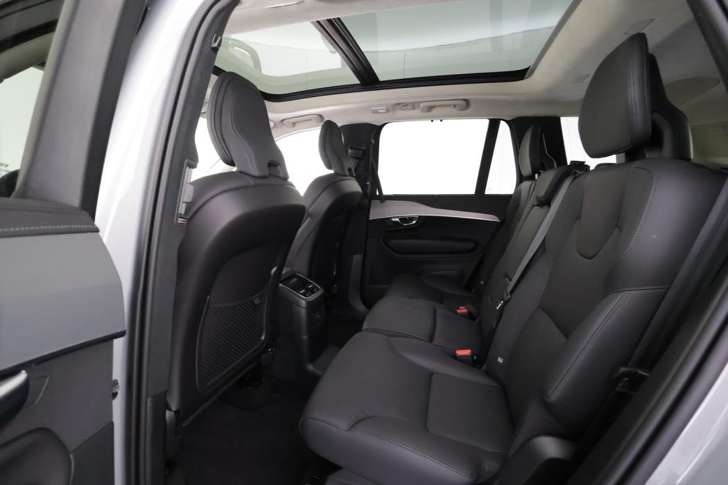 VOLVO XC90 2025