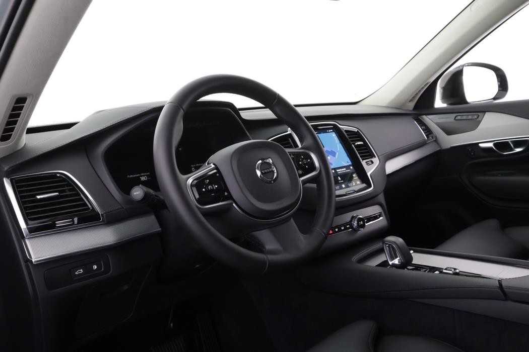 VOLVO XC90 2025