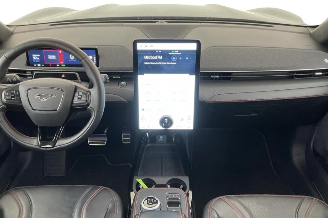 FORD Mustang Mach-E 2022