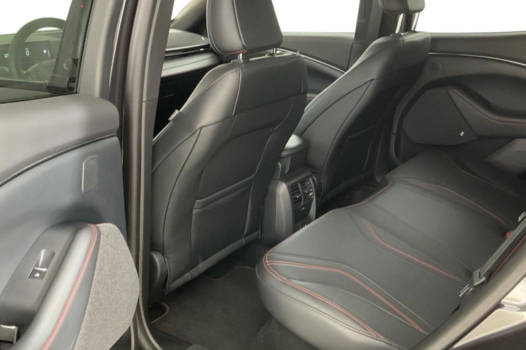 FORD Mustang Mach-E 2022