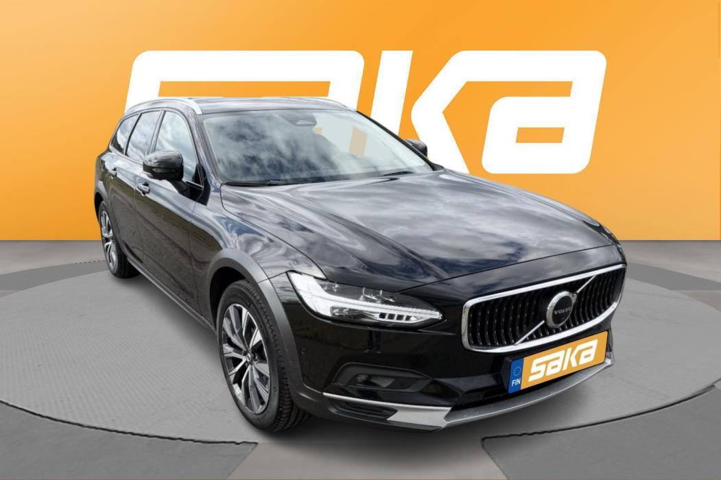 VOLVO V90 Cross Country 2022