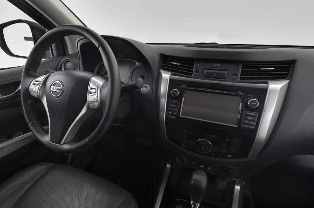 NISSAN Navara 2017