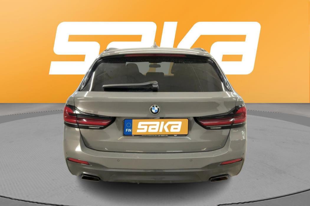 BMW 540 2021
