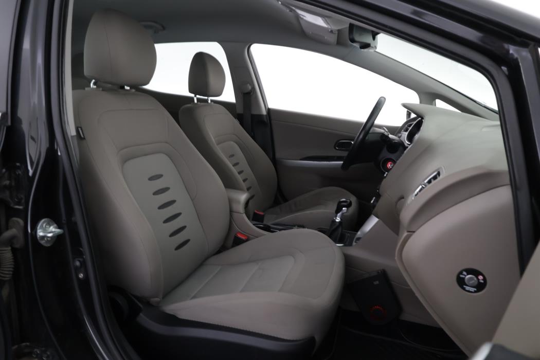 KIA cee'd 2013