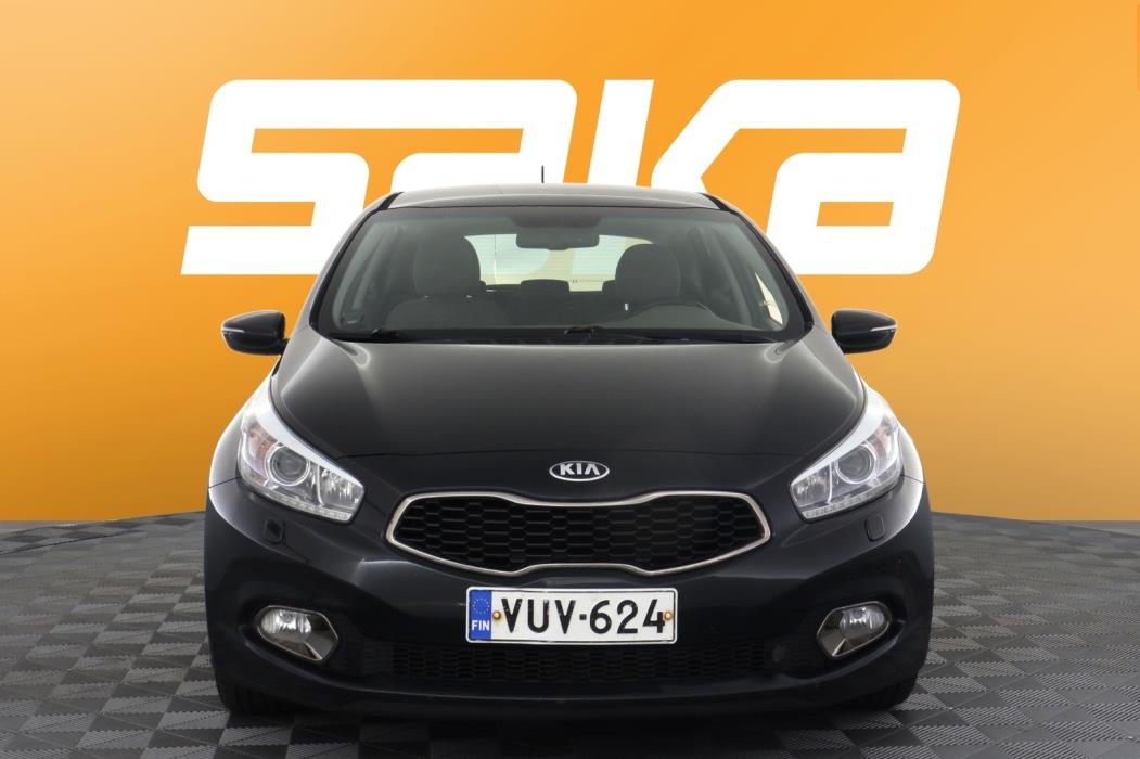 KIA cee'd 2013