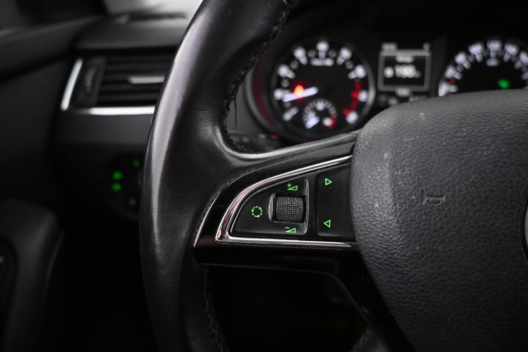 SKODA Octavia 2013