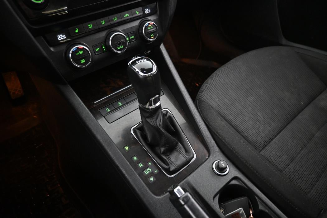 SKODA Octavia 2013