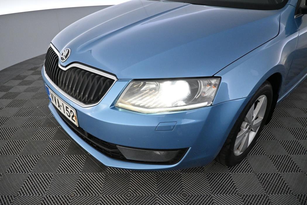 SKODA Octavia 2013