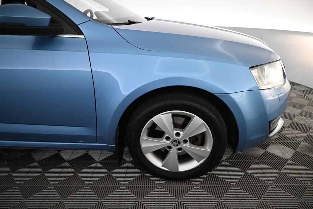 SKODA Octavia 2013