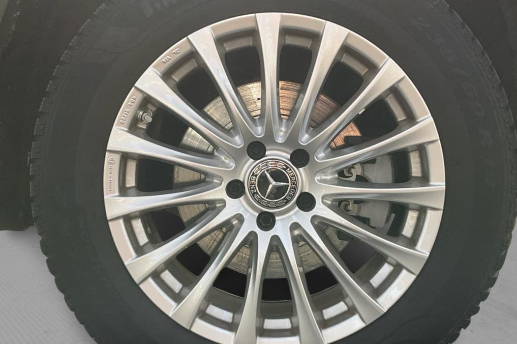 MERCEDES-BENZ GLC 2021