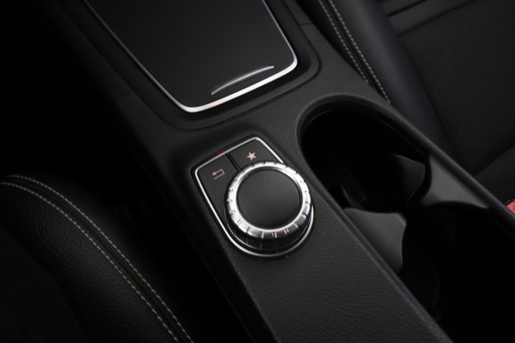 MERCEDES-BENZ B 2018
