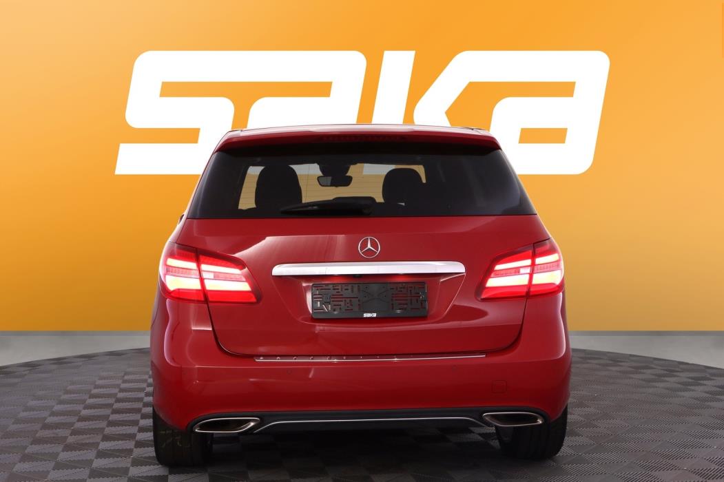MERCEDES-BENZ B 2018