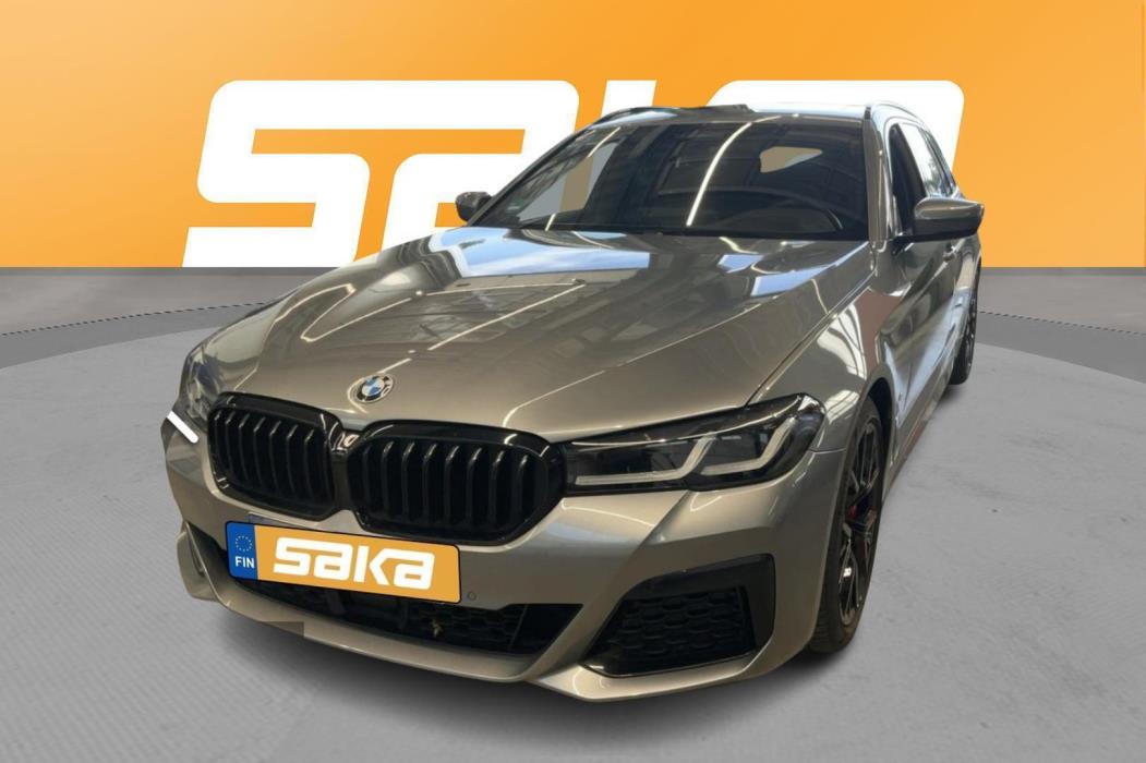 BMW 530 2023