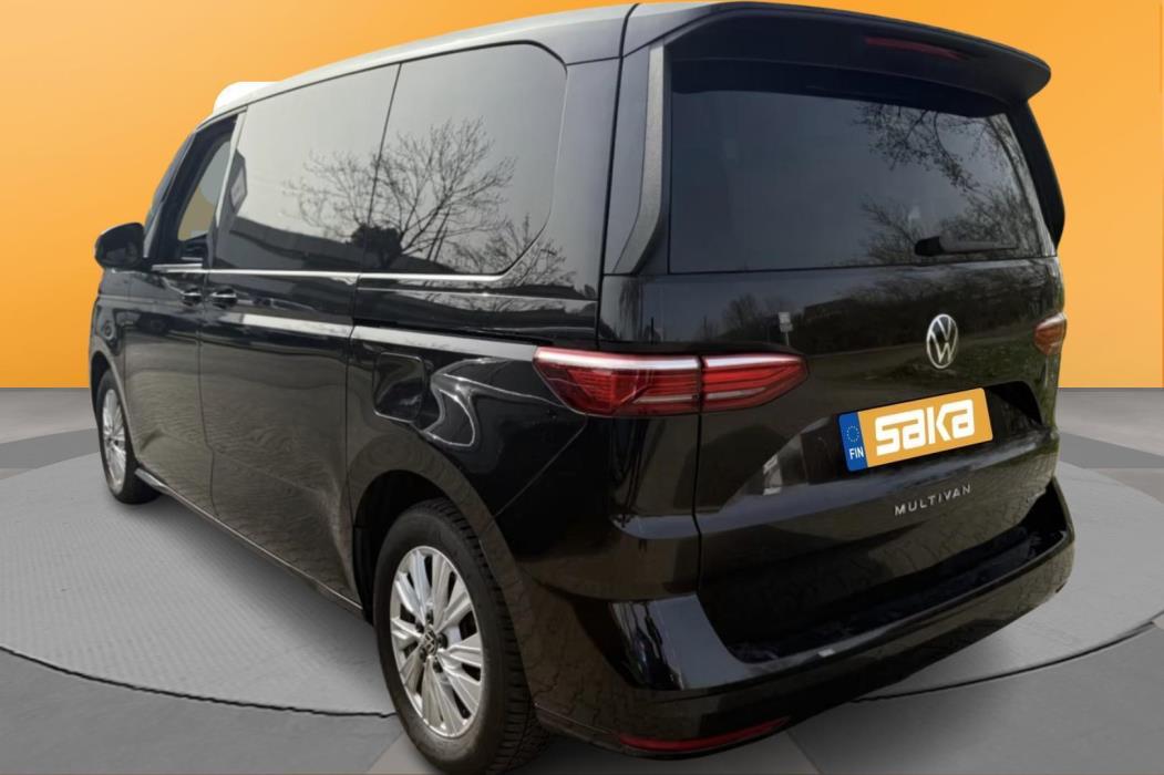 VOLKSWAGEN Multivan 2022