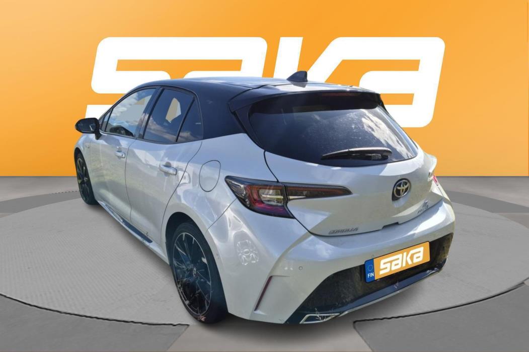 TOYOTA Corolla 2021
