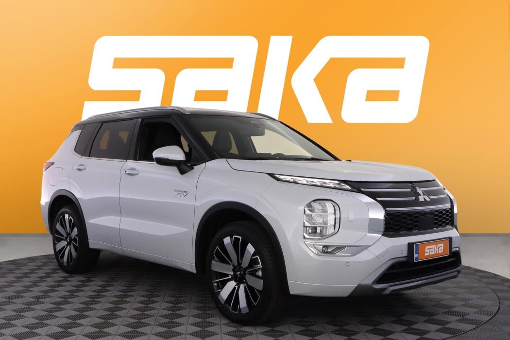 MITSUBISHI Outlander 2026