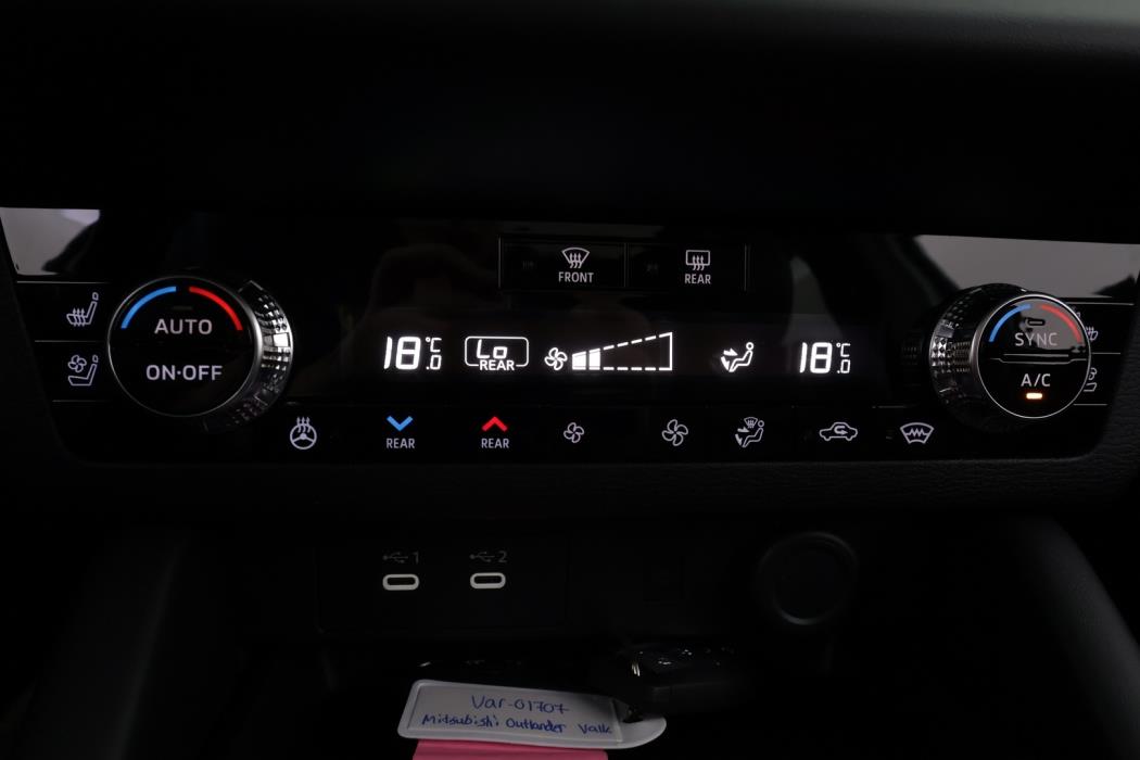 MITSUBISHI Outlander 2026