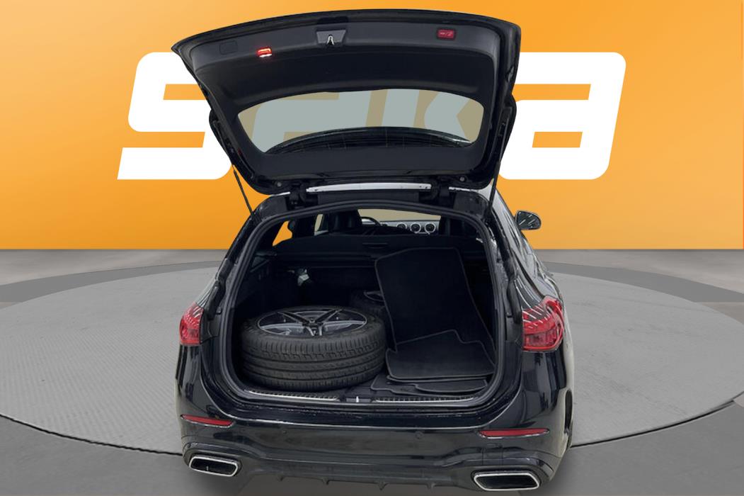 MERCEDES-BENZ C 2023